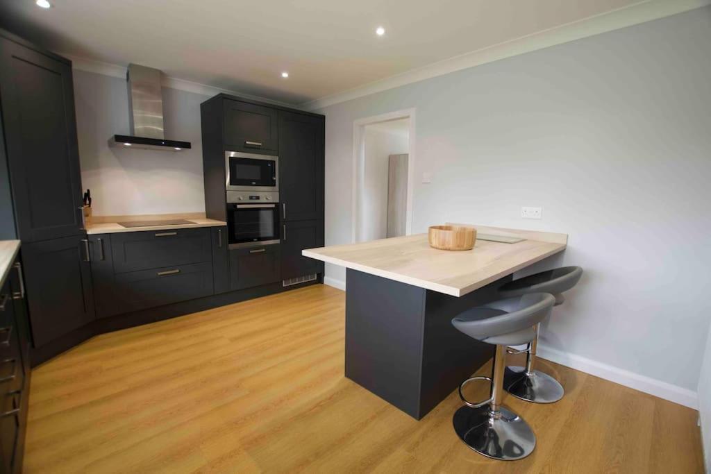 Spacious 5 Bed In The Countryside, Close To Frinton-On-Sea Kirby Cross ภายนอก รูปภาพ